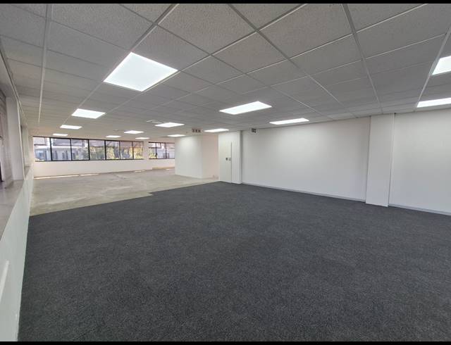 297M² OFFICE TO LET IN WOODMEAD